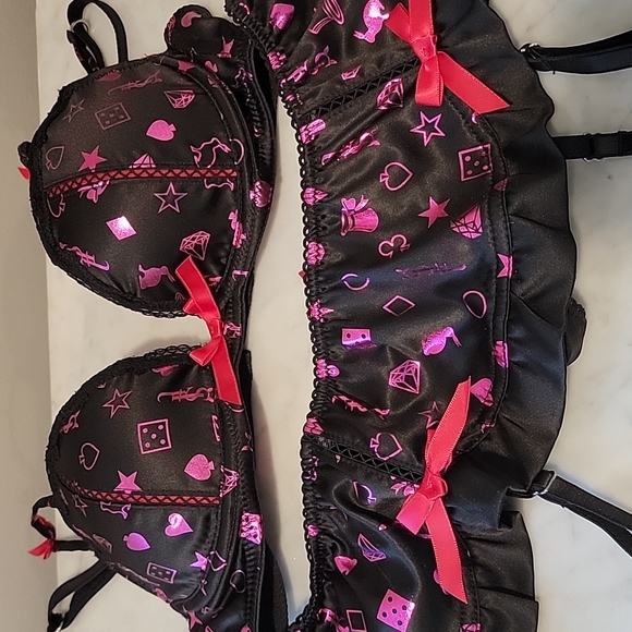 Victoria's Sexy Little Things Bra Panty Garter Lingerie Set 32B XS Vegas Magic - Picture 3 of 10